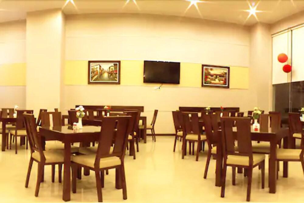 Lampion Hotel Solo מראה חיצוני תמונה