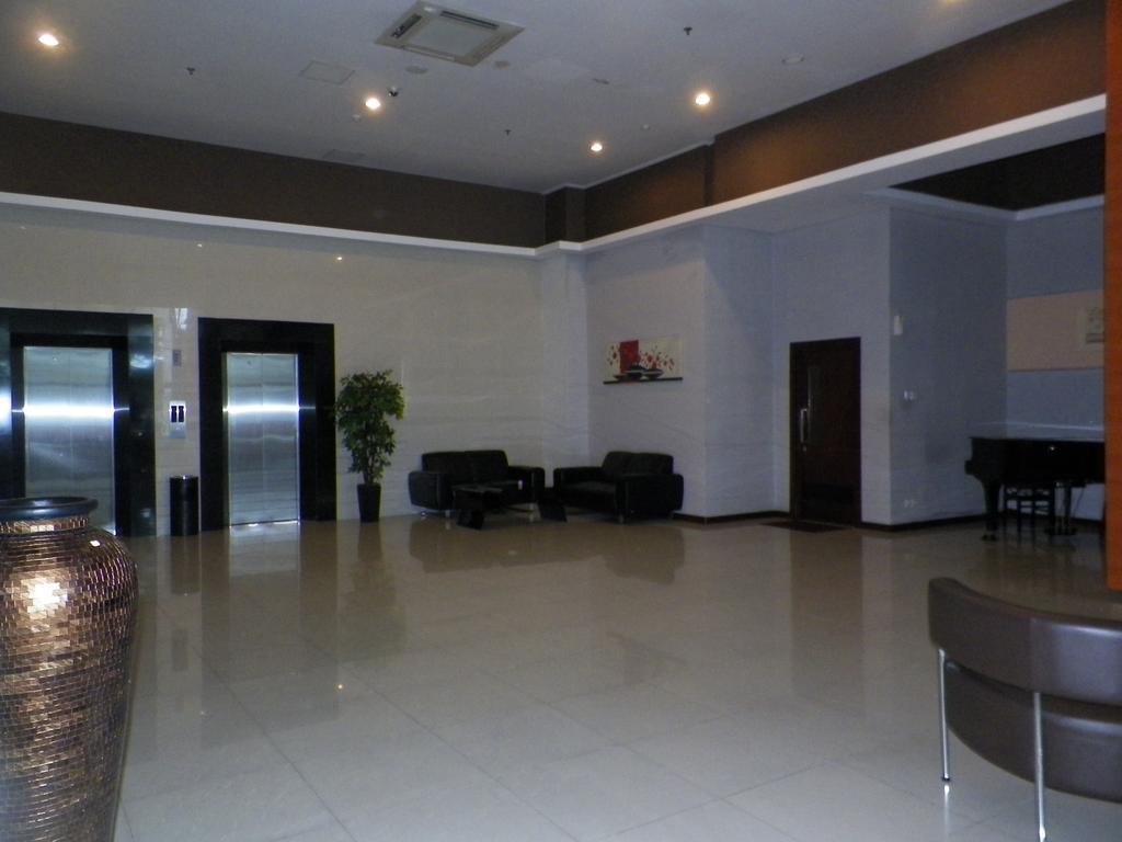 Lampion Hotel Solo מראה חיצוני תמונה