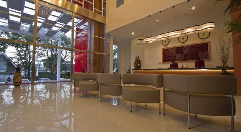 Lampion Hotel Solo מראה חיצוני תמונה